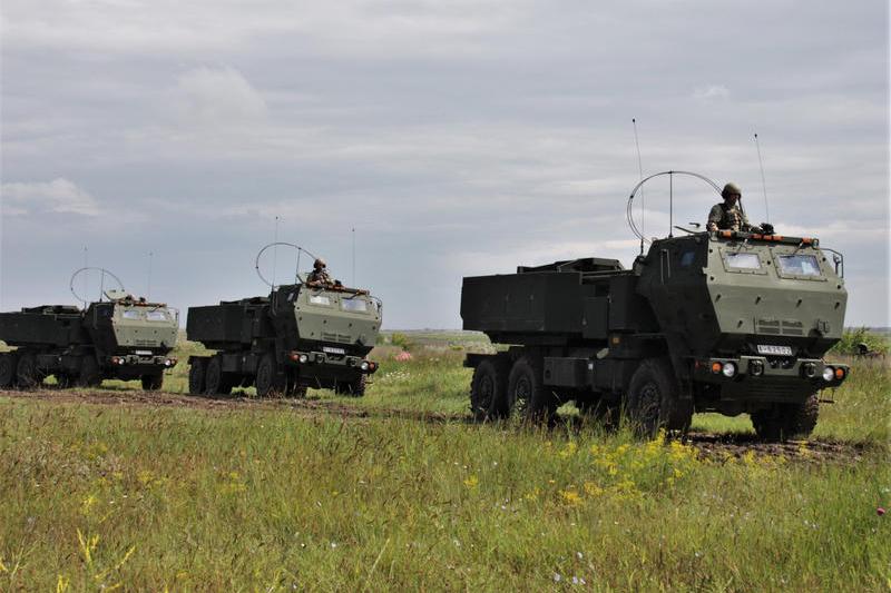 FOTO Inaugurarea Centrului de Mentenanţă pentru sistemele HIMARS la Bacău - România va putea realiza reparaţii proprii, precum şi pentru echipamentele Ucrainei şi altor ţări din vecinătate