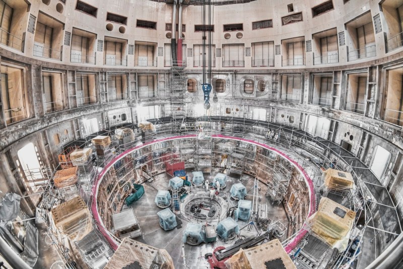 Cel mai mare reactor termonuclear din lume, ITER, va deveni operațional abia în 2039, iar experții sunt îngrijorați că la acel moment ar putea fi depășit tehnologic.