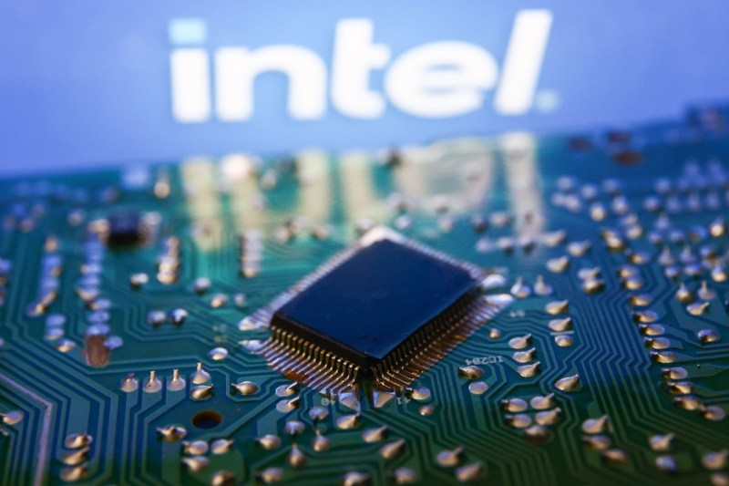 Intel a confirmat că a identificat cauza blocajelor procesoarelor sale de generație recentă