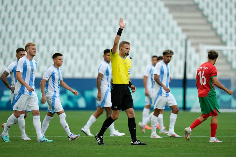 VIDEO Jocurile Olimpice Paris 2024: Incident major la meciul de fotbal – Ovidiu Hațegan prezent în camera VAR / Reacția lui Lionel Messi