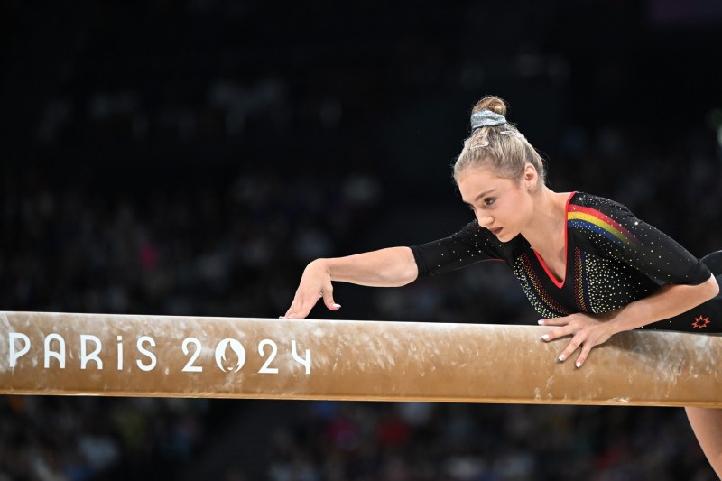 Jocurile Olimpice - Gimnastică: Sabrina Maneca Voinea, fără medalie după două căzături de pe bârnă; Simone Biles, în afara podiumului