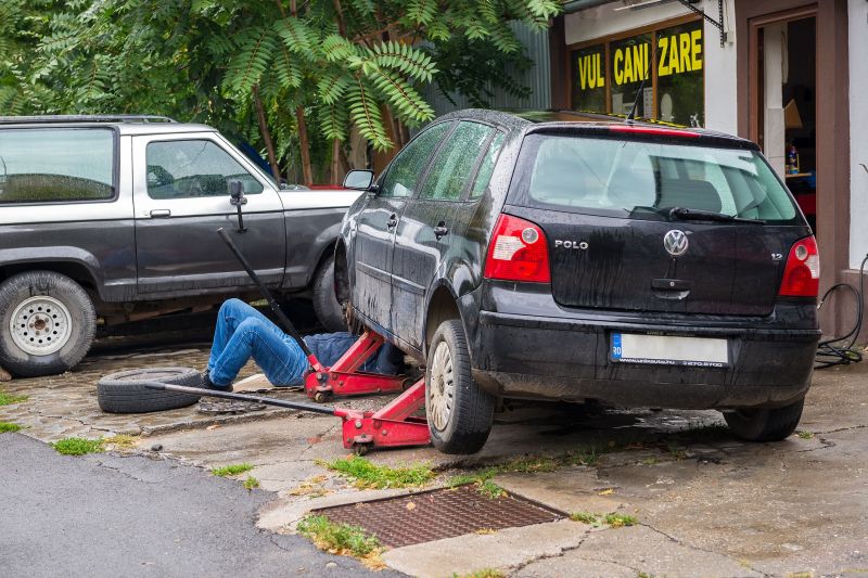 Verificări ale Consiliului Concurenței la mai multe service-uri auto, după o sesizare legată de prețurile reparațiilor RCA