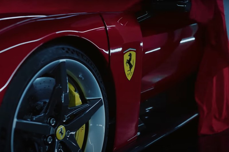 VIDEO Ferrari lansează „supermașina” F80, cea mai scumpă din istoria sa