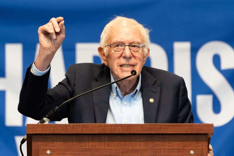 Bernie Sanders critică Partidul Democrat după victoria lui Trump: „Democrații au abandonat clasa muncitoare, iar americanii cer schimbare”