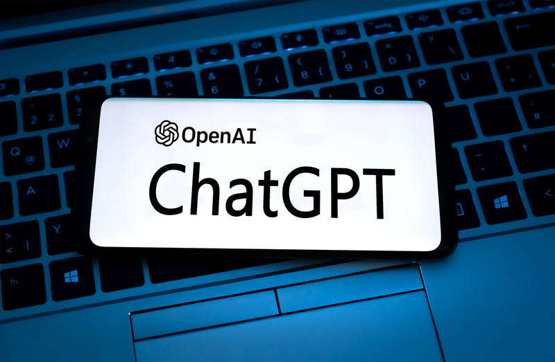 ChatGPT introduce o schimbare majoră: devine un motor de căutare gratuit, similar cu Google