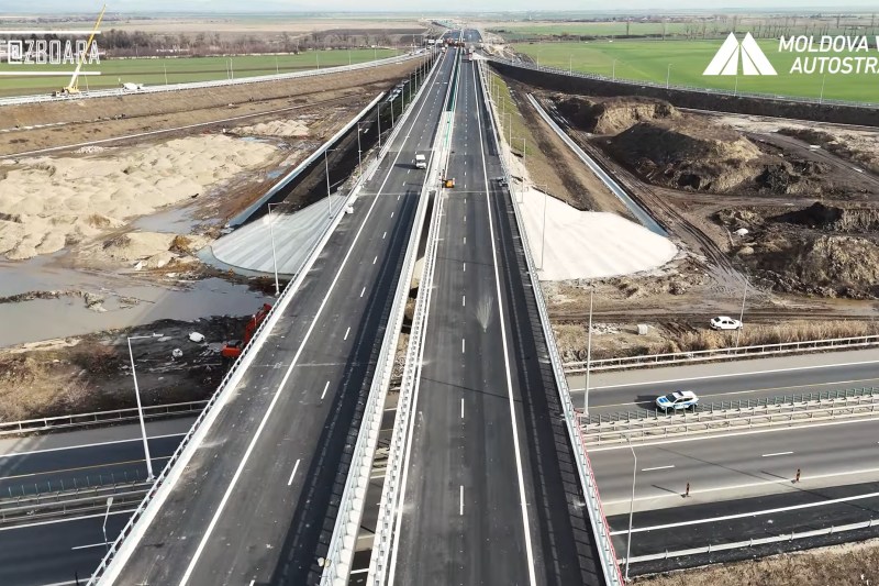 VIDEO O nouă deschidere surpriză pe Autostrada Moldovei: „Au recuperat incredibil” / Însă un alt tronson cu lucrări accelerate nu va fi deschis acum: „Nu era normal să procedezi așa…”