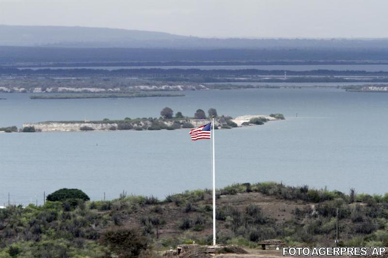 Administrația lui Trump plănuiește să transfere imigranți ilegali în închisoarea de la Guantanamo