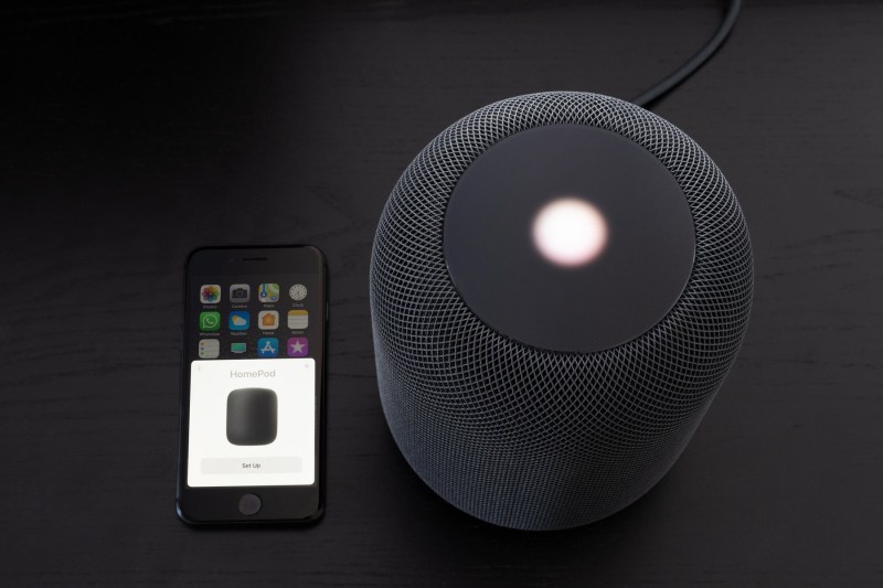 Apple se pregătește să finalizeze un proces referitor la utilizarea Siri pentru monitorizarea clienților