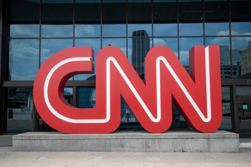 CNN va oferi 5 milioane de dolari unui veteran al Marinei americane, după o emisiune controversată despre retragerea din Afganistan