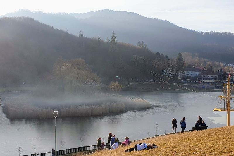 De Bobotează s-au înregistrat temperaturi cu 12 grade mai mari decât normalul, iar de Sf. Ion maximele ajung până la 17 grade Celsius