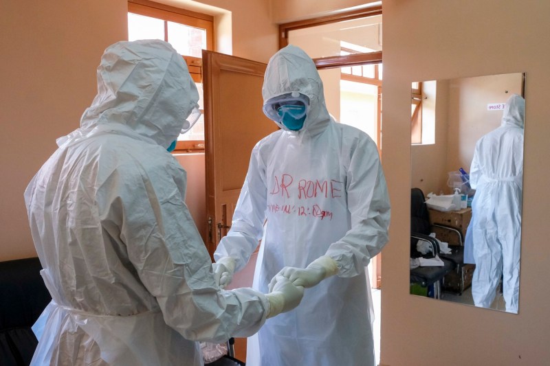 Epidemie de Ebola în capitala unei națiuni africane. Virusul a revenit la doi ani de la ultimul focar