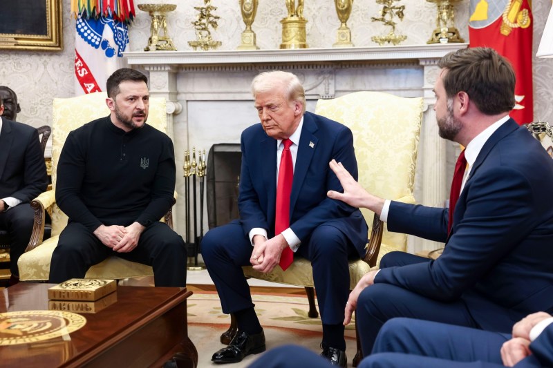 Conferința de presă comună dintre Trump și Zelenski a fost anulată, anunță Casa Albă