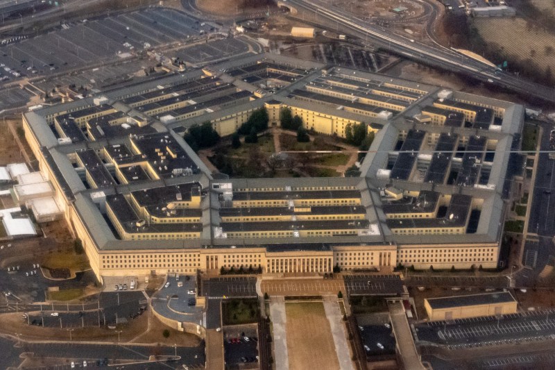 Remaniere de amploare la Pentagon: Trump l-a demis pe șeful armatei și a înlăturat alți cinci ofițeri superiori