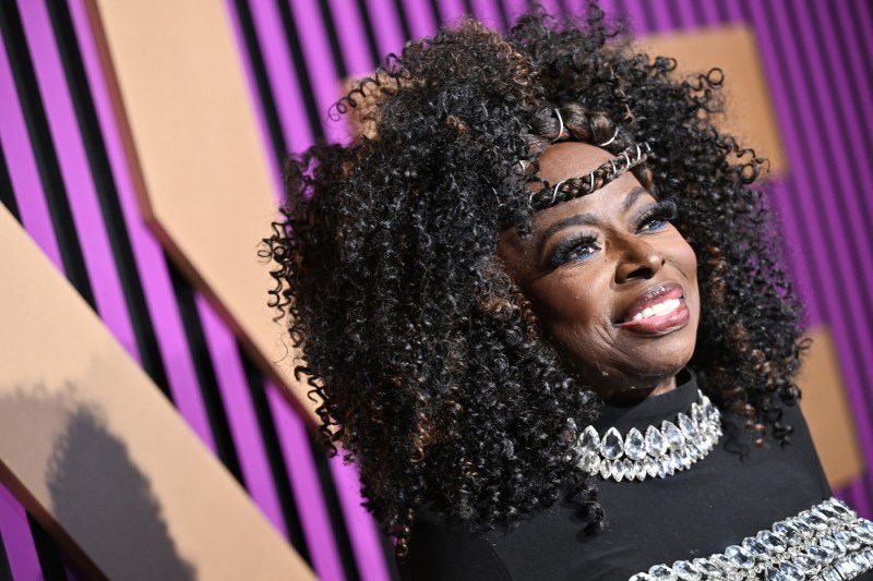 Angie Stone, artistă R&B premiată, a decedat la 63 de ani în urma unui accident rutier