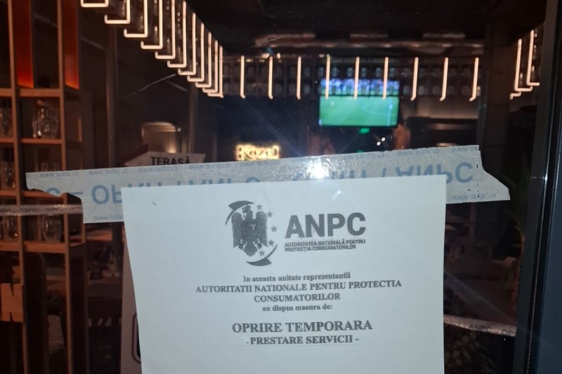 ANPC a suspendat activitatea Hanu lui Manuc, Curtea Berarilor și Arcade Cafe