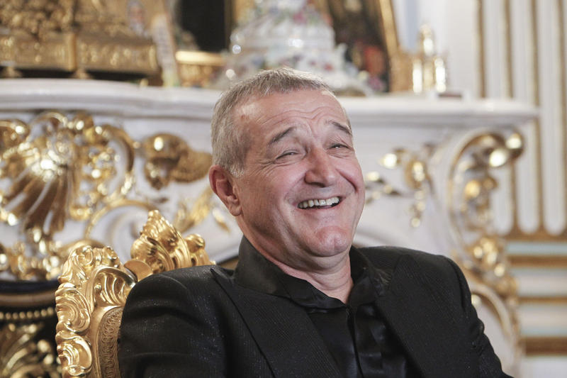 Gigi Becali îl consideră pe Dan Dungaciu „singurul candidat din România capabil să câștige turul 2” al alegerilor prezidențiale, în eventualitatea interzicerii lui Călin Georgescu