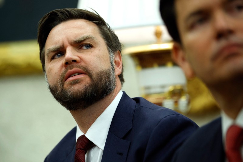 Administrația Trump anticipează o finalizare îndelungată a războiului din Ucraina. JD Vance discută provocările întâmpinate de Trump