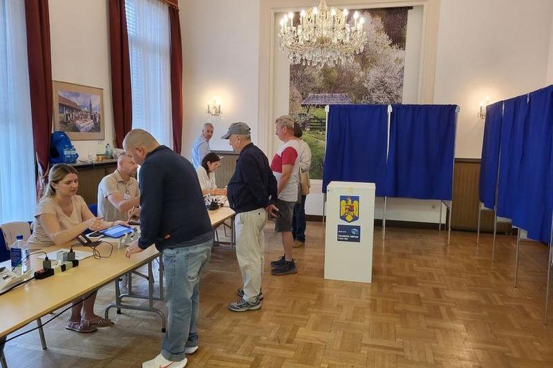Alegeri prezidențiale 2025: Peste 100.000 de români au votat în diaspora