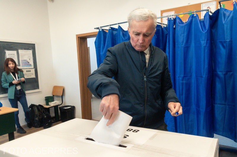 Alegeri prezidențiale 2025: Prezența la vot la ora 12 depășește 2024, dar ritmul de votare scade