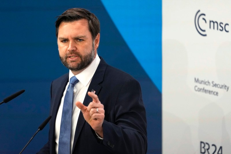 Ambasada SUA din România răspunde la remarci despre mici cu un citat din JD Vance