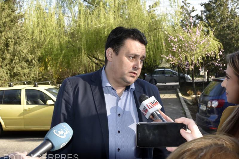 Andrei Volosevici, fost primar al Ploieștiului, și jurnalistul Cătălin Stavri, trimiși în judecată