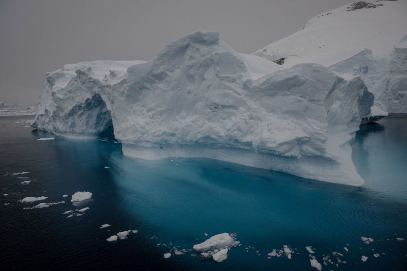 Antarctica se acoperă din nou de gheață: Ghețari majori înregistrează creșteri semnificative de masă