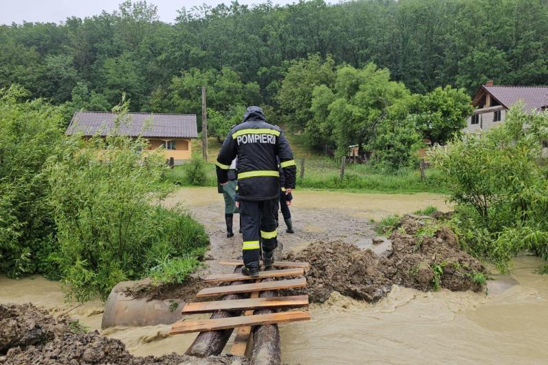 Avertizare severă de inundații în județele Botoșani și Iași, emisă de hidrologi