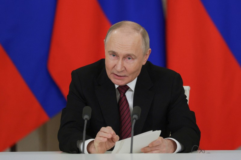 BREAKING Vladimir Putin a initiat oferte de negocieri directe cu Ucraina, începând de joi: „Oferta noastră este disponibilă”