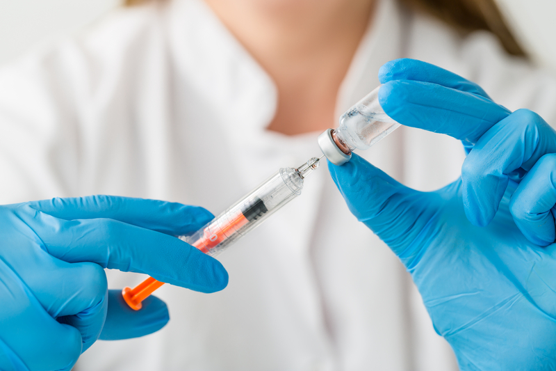 Colegiul Medicilor emite o reacție înainte de moțiunea simplă AUR-POT-S.O.S care contestă vaccinarea anti-rujeolă-oreion-rubeolă și vaccinul HPV: „Vaccinarea reprezintă una dintre cele mai sigure și eficiente metode de protecție a sănătății.”