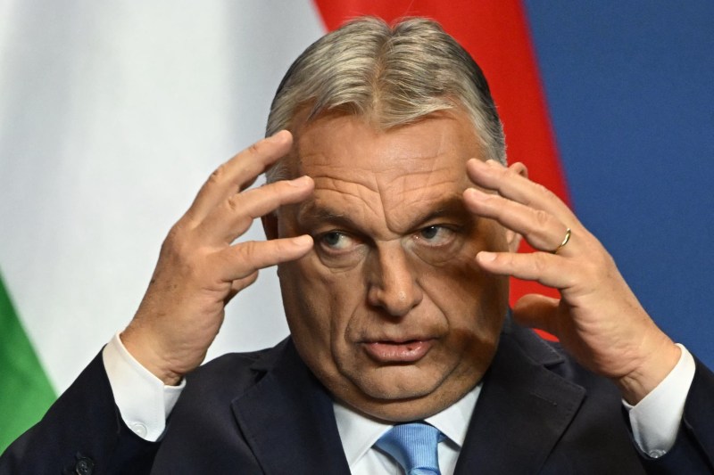Comisia Europeană pregătește o confruntare cu guvernul Orban din cauza unei legi controversate