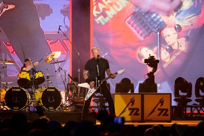 Concert Metallica programat la București în 2026. Detalii despre vânzarea biletelor