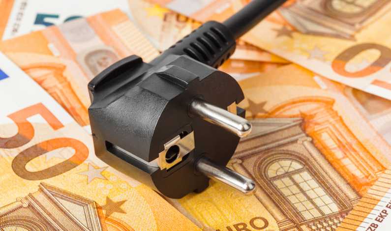 Electrica a încheiat un contract de împrumut în valoare de 3,1 miliarde de lei