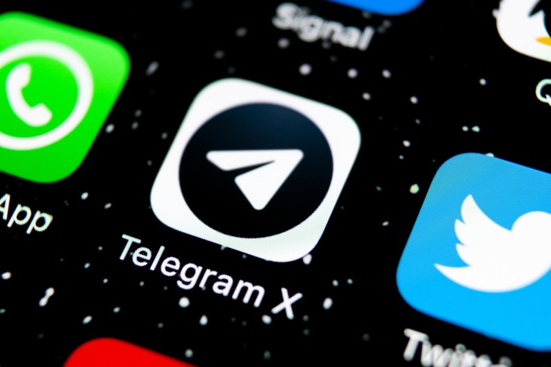 Elon Musk și Pavel Durov colaborează cu un parteneriat de 300 milioane de dolari, integrând AI-ul X în Telegram