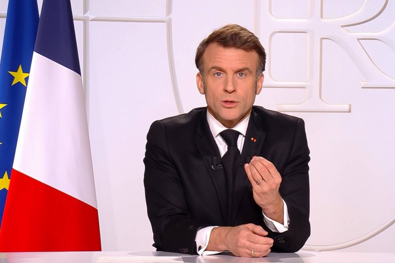 Emmanuel Macron avertizează cu privire la ingerințele care „ne afectează democrațiile” în Europa: „România se confruntă cu aceasta chiar acum”