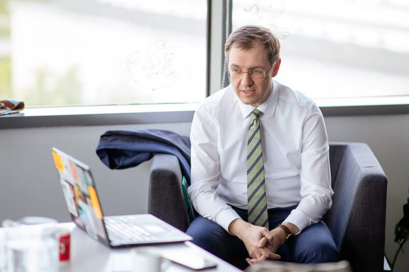 EXCLUSIV „Rusia continuă să avanseze. Să fim conștienți”. Avertismentul adresat românilor de către viceministrul apărării dintr-o țară membră a UE, vecină cu Rusia