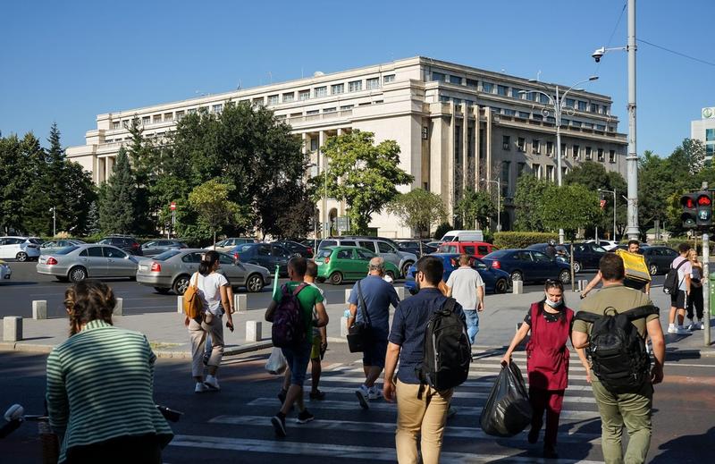 „Există riscul creșterii impozitelor odată cu noul guvern”, avertizează consilierul BNR
