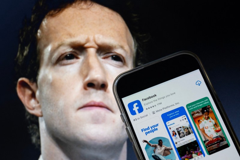 Facebook și Instagram încep utilizarea fotografiilor utilizatorilor pentru antrenarea unui model A.I. / Ce trebuie să știi pentru a preveni acest lucru