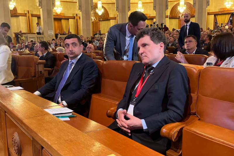 FOTO/VIDEO George Simion și Nicușor Dan, prezenți la Congresul Blocului Național Sindical