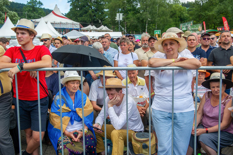 Generația „baby boomers” se pensionează, Wall Street-ul scade: Impactul declinului demografic asupra piețelor financiare