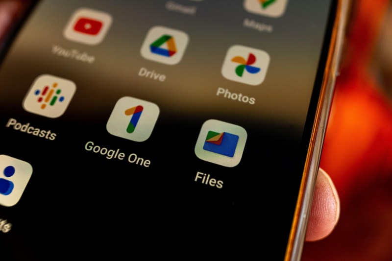 Google a introdus discret o aplicație care supraveghează smartphone-urile. Iată cum o poți elimina
