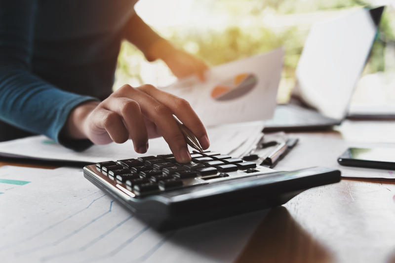 GRAFIC Creșterea accentuată a dobânzilor la tranzacțiile interbancare (baza IRCC) și evoluția ROBOR