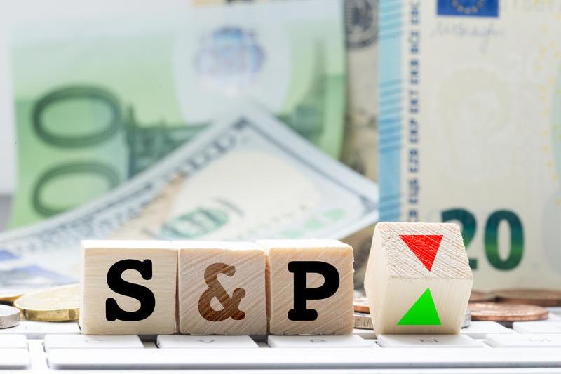 Impactul crizei politice asupra finanțării externe a României, conform S&P