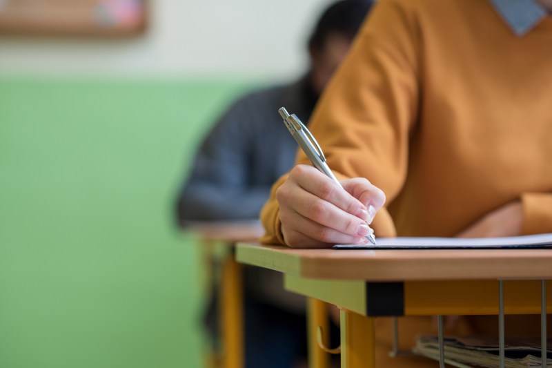 Încep testările PISA 2025 în România: Evaluare istorică la limba engleză