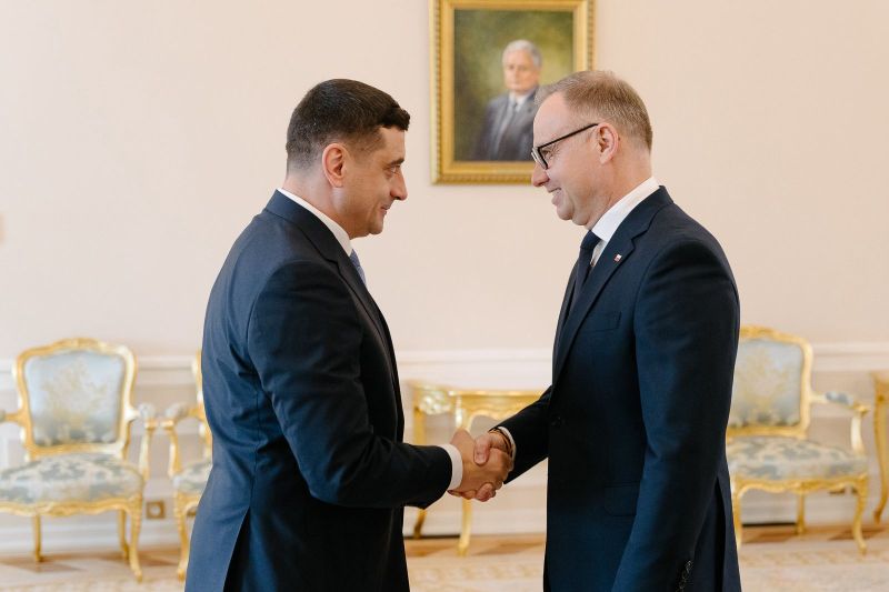 Întâlnirea lui George Simion cu președintele Poloniei, Andrzej Duda: „Restaurarea democrației” printre subiectele discutate