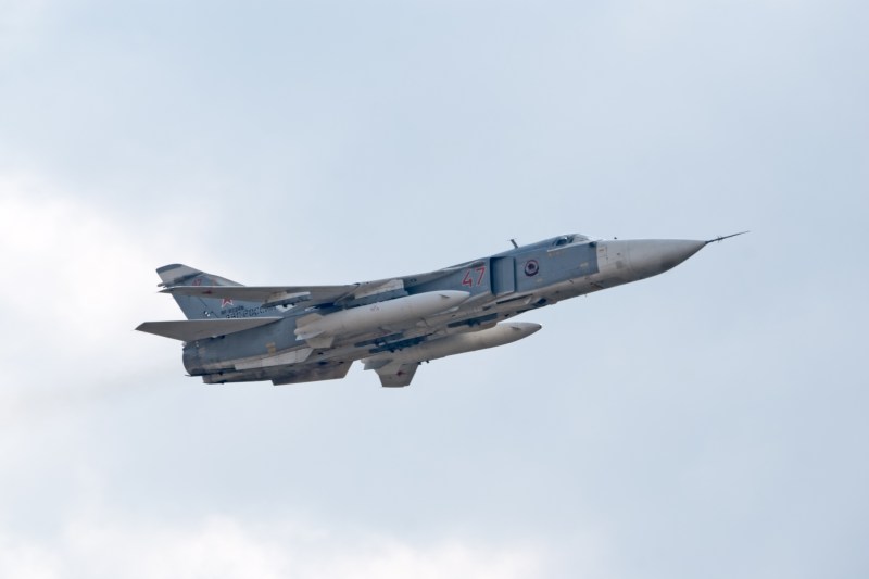 Interceptarea unui bombardier rusesc SU-24 de către avioanele de vânătoare poloneze care efectuau manevre periculoase