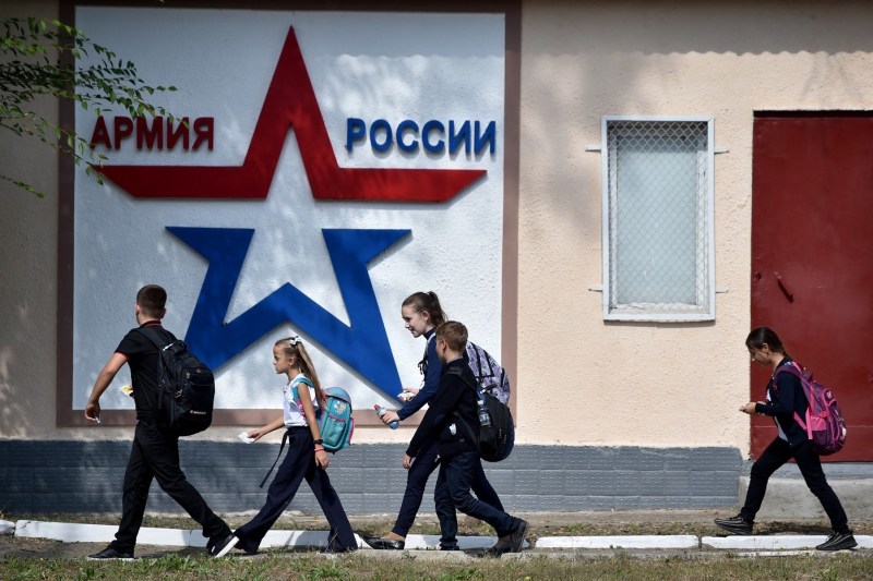 INTERVIU: „Li se spune cât de bine a fost în Uniunea Sovietică”. Lecțiile despre România și Rusia în Transnistria