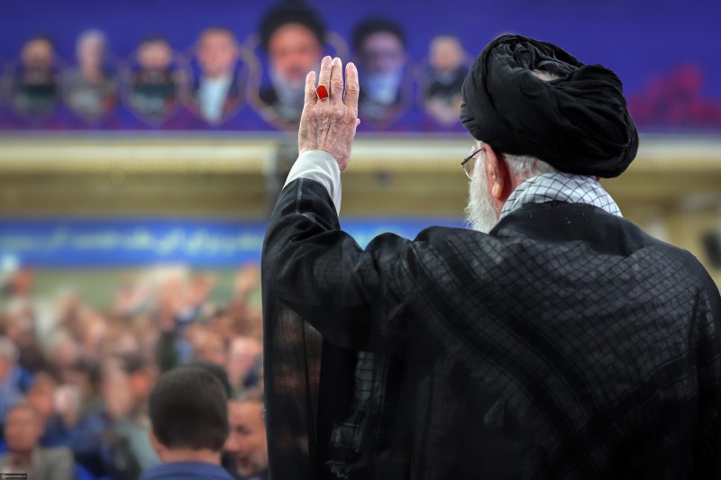 Iran și SUA își reiau negocierile pentru acordul nuclear în ciuda avertismentului liderului suprem
