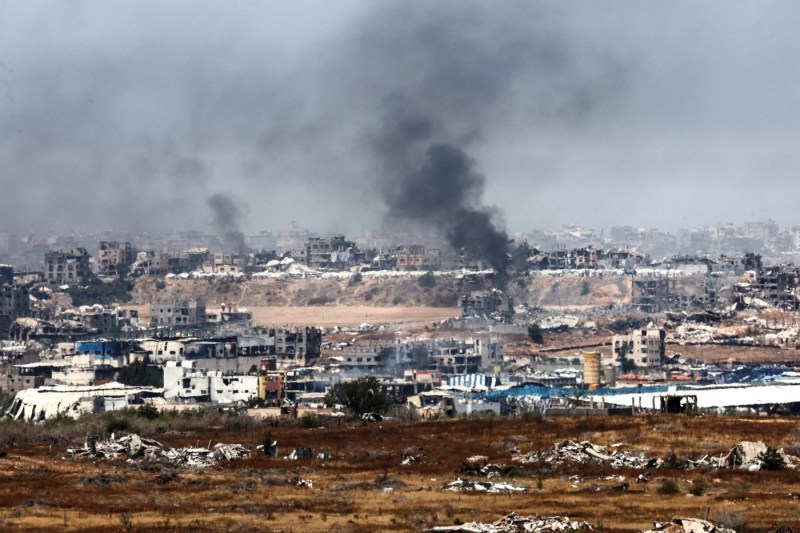 Israel sub presiune pentru a suspenda bombardamentele în Fâșia Gaza, acuzat de crime sistematice împotriva palestinienilor