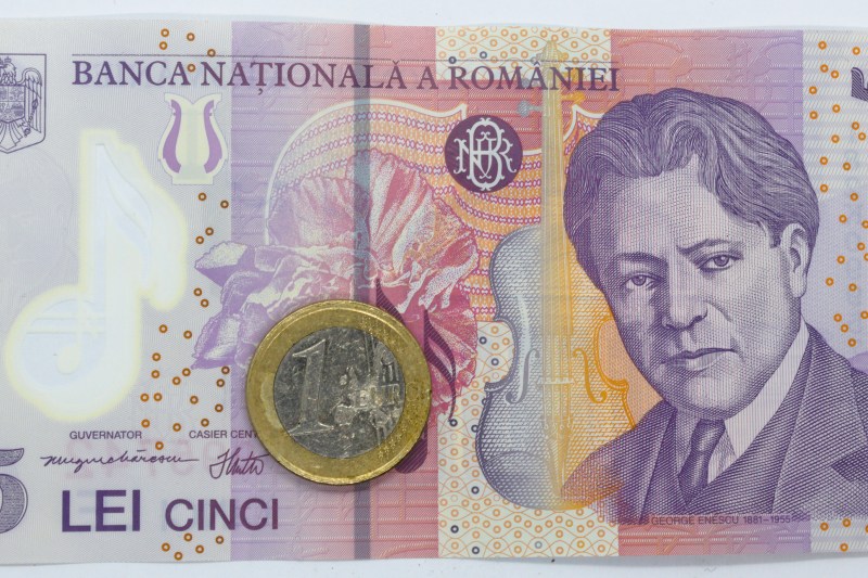 Leul a înregistrat o ușoară apreciere după trei zile de depreciere. Banca Națională a stabilit un curs pentru euro de 5,11 lei