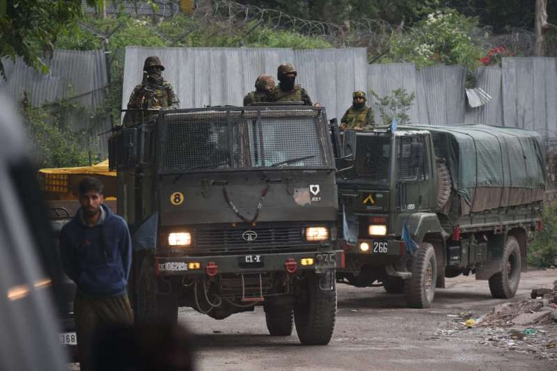 LIVE: Pakistanul a lansat atacuri multiple asupra Indiei / Tentativă semnificativă de infiltrare / Tensiunile între puterile nucleare escaladează